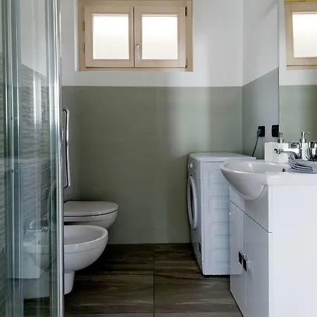 Picasso Apartment Parzanica